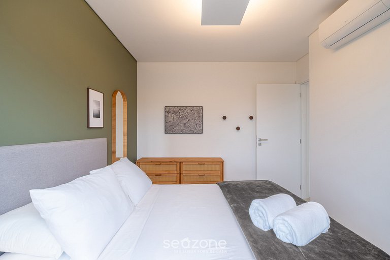 Apto 1 dormitorio 550 m de playa de Jurerê CEJ0304