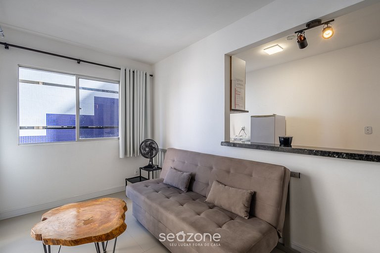 Apto completo a 50m da praia central - GCO0302