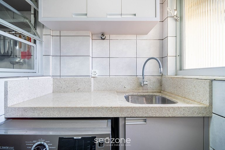 Apto con balcón y parrilla a 450m del mar REH0203