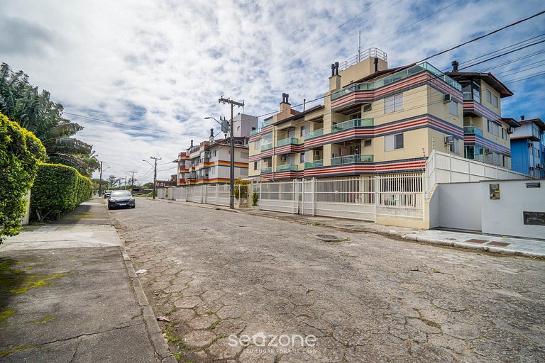 Apto con balcón y parrilla a 450m del mar REH0203