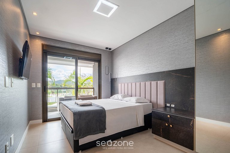 Apto c/ varanda e churrasqueira em Jurerê IHD0101