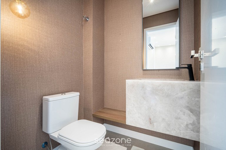 Apto con balcón y parrilla en Jurerê IHD0101