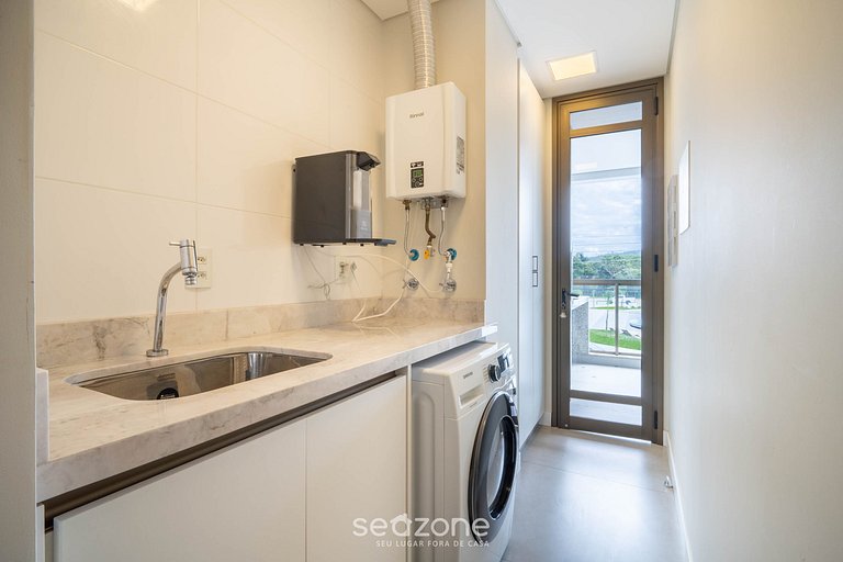 Apto c/ varanda e churrasqueira em Jurerê IHD0101