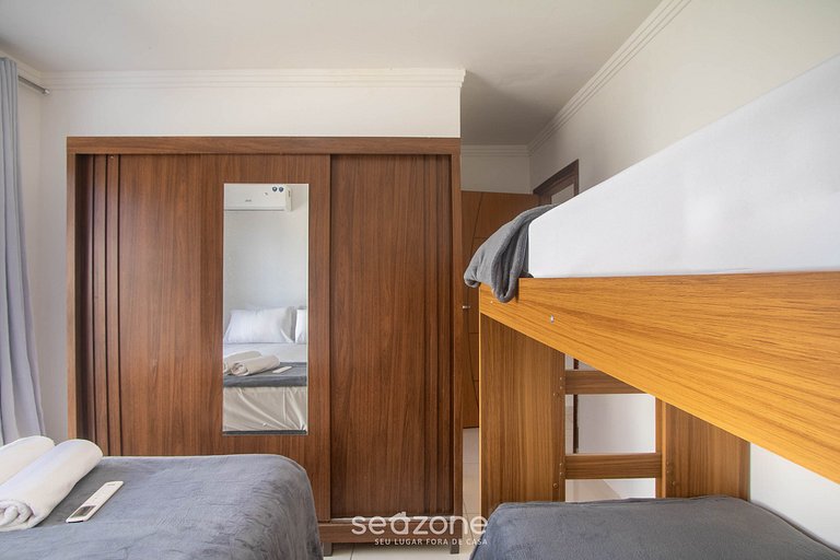 Casa c/ 2 Suites en un Cond. c/ Piscina BLV0002