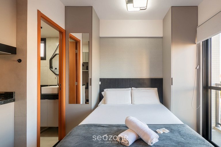 Estudio c/ balcón en edificio c/ piscina ONE0407