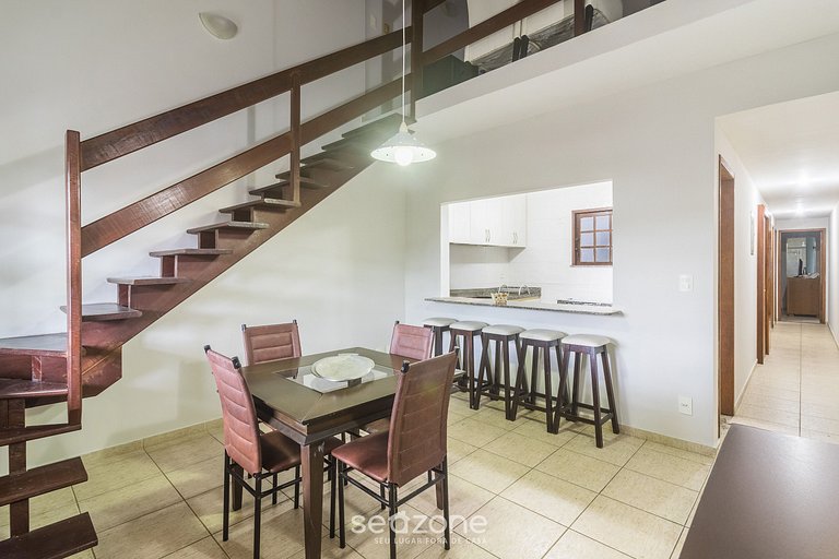 Casa 4H en Condominio c/ Piscina NAT0202