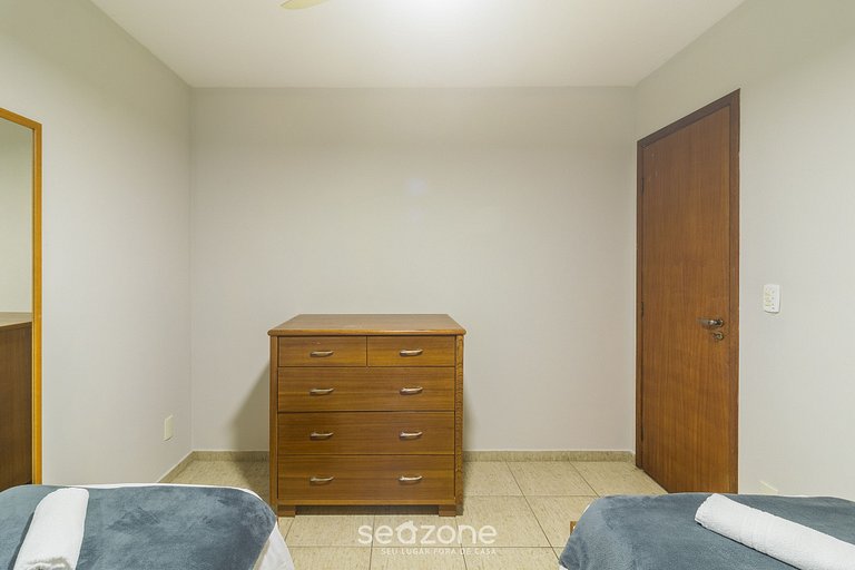 Casa 4Q em Condomínio c/ Piscina NAT0202