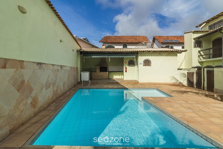 Casa 4H en Condominio c/ Piscina NAT0202