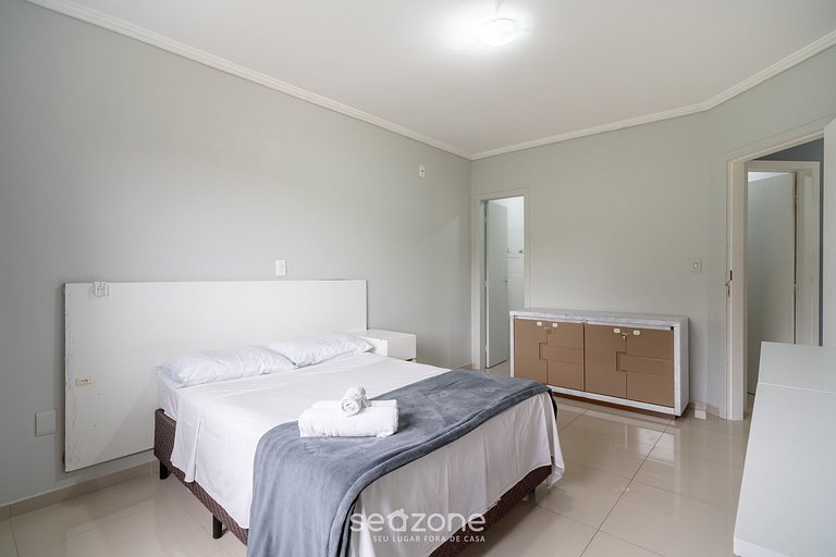 Apartamento c/ Churrasqueira 850m da Praia ACL0303