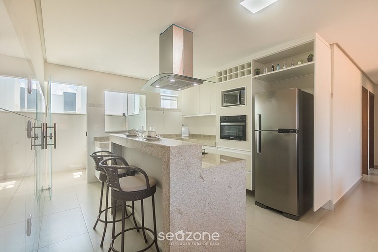 Encantador apto solo 800m de la playa Mutá RFM0023