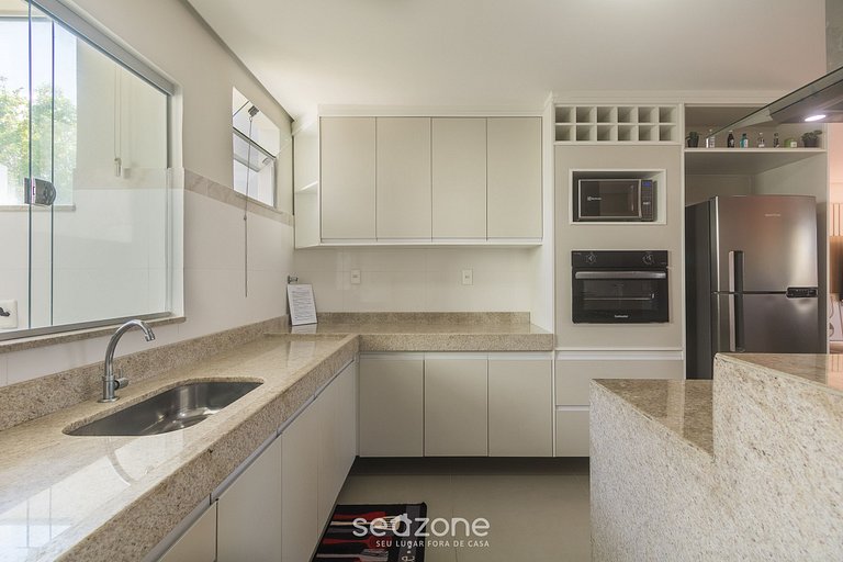 Encantador apto solo 800m de la playa Mutá RFM0023