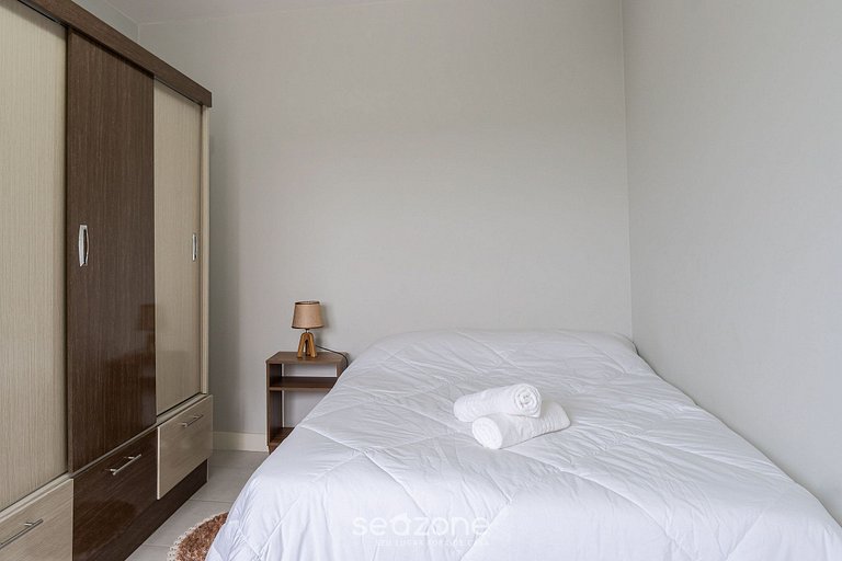 Hermoso apartamento con balcon y asador RML605