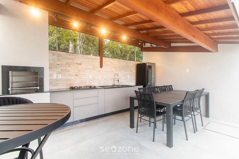 Casa de 3 Suites Cond. c/ Hidro y Piscina MGI0068