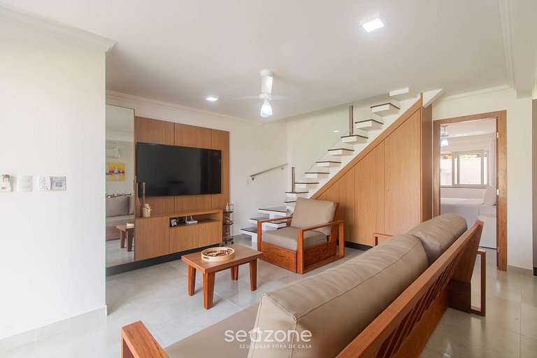 Casa de 3 Suites Cond. c/ Hidro y Piscina MGI0068