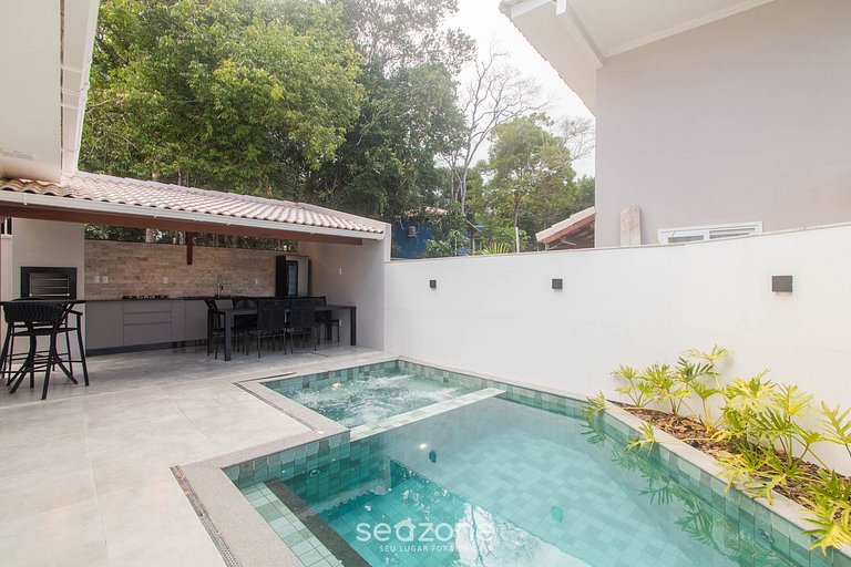 Casa c/ 3 Suites, Hidro y Piscina Privadas MGI0068