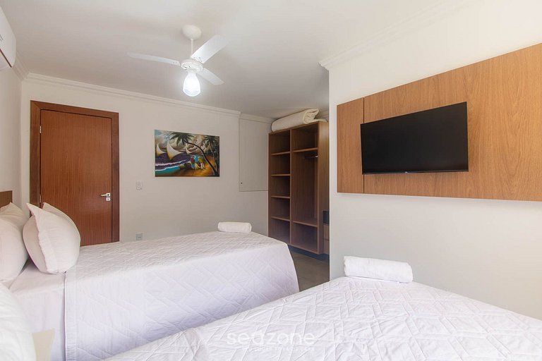 Casa 3 Suíte c/ Hidro e Piscina Privativas MGI0068