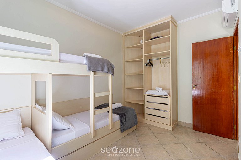 Apto c/ Churrasqueira a 180m da Praia CGB0035