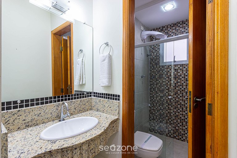 Apto c/ Churrasqueira a 180m da Praia CGB0035