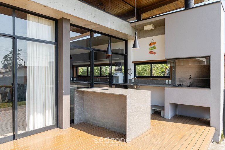 Casa con barbacoa en Imbituba-SC EGI001