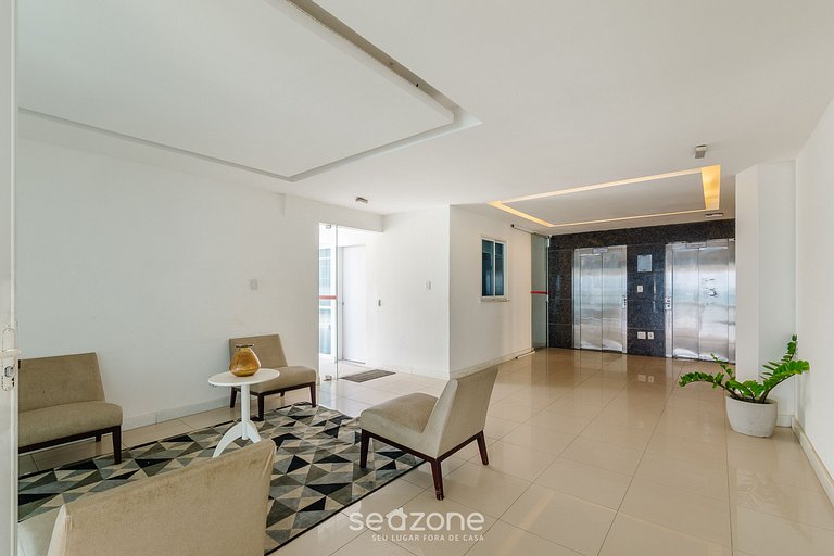 Apto c/ varanda e vista a passos da Praia OPR0303