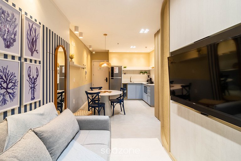 Estudio con balcón en edificio con piscina FFS0603