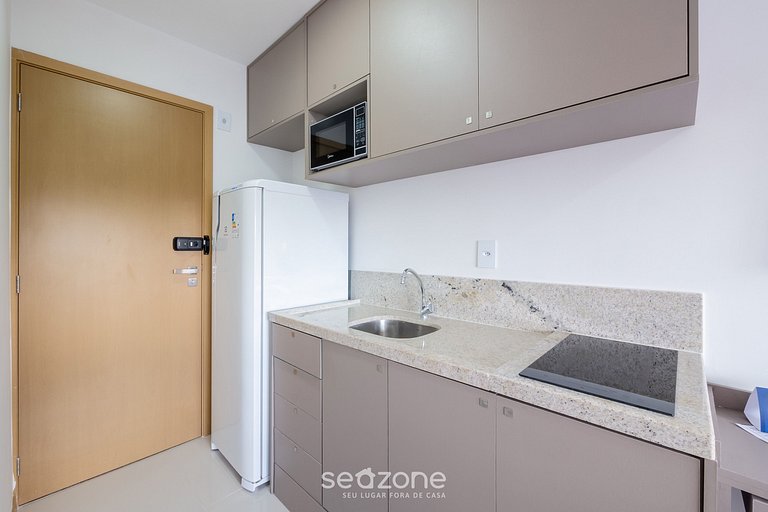 Studio Moderno em cond. c/ piscina HFO0208