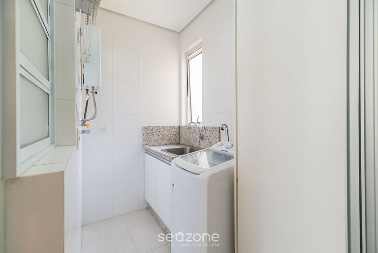 Apto beira mar con vista Praia do Santinho ASR204