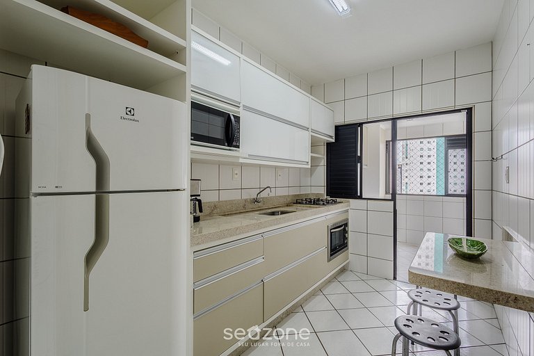 Apto c/ varanda e churrasq. a 200m do Mar RDT1004