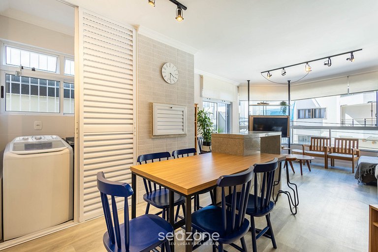 Apto c/ varanda e churrasq. a 30m do Mar RDM0101