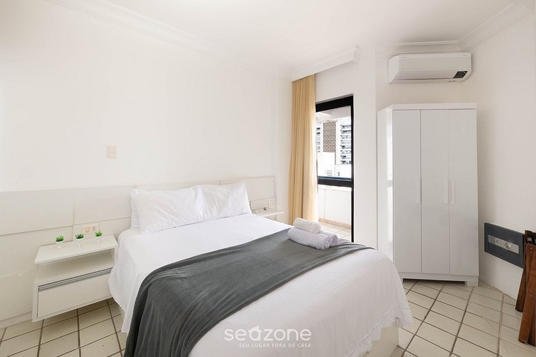 Apto c/ varanda em cond. c/ piscina ACI0320