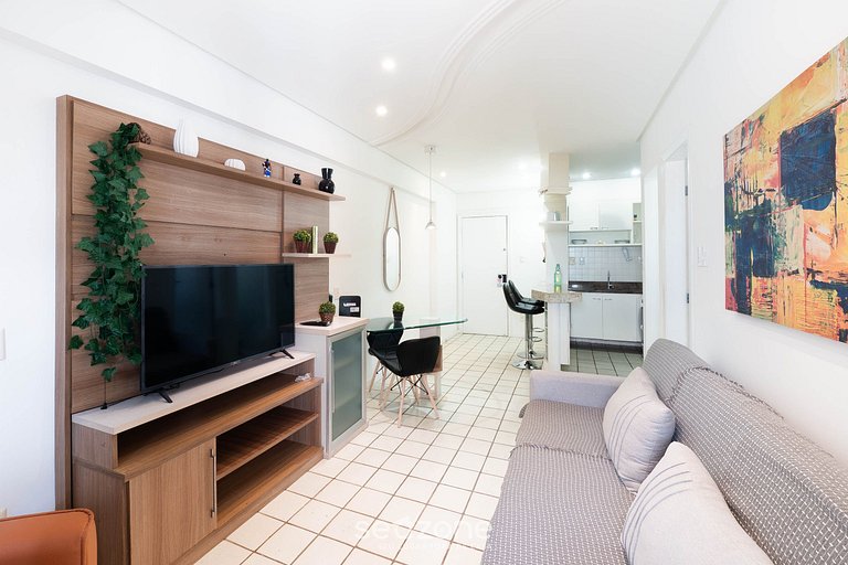 Apto con balcón en condominio con piscina ACI0320