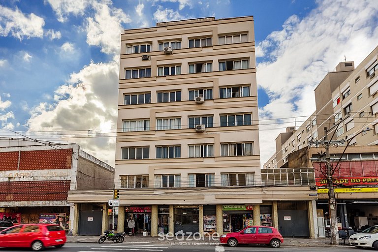 Studio completo a 800m do P. da Redenção HPN0618