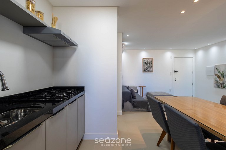 Apto c/ Churrasqueira a 400m da Praia CARA0501