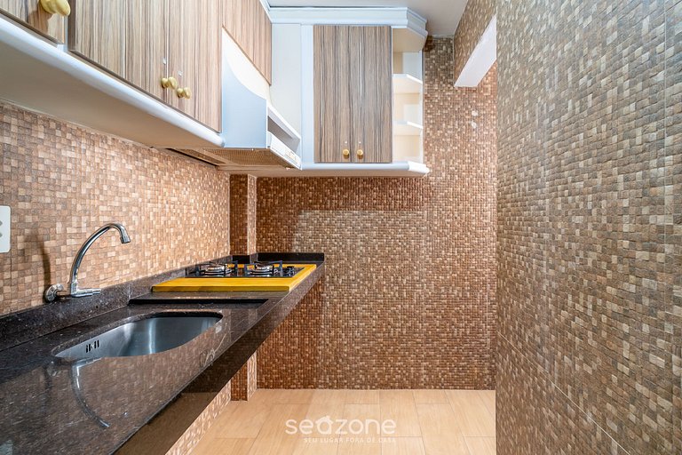 Estudio completo en el centro de Floripa EOX0705