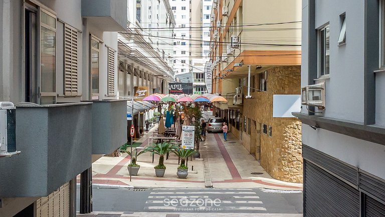 Apto Funcional a 120m da Praia em BC | CEC0302