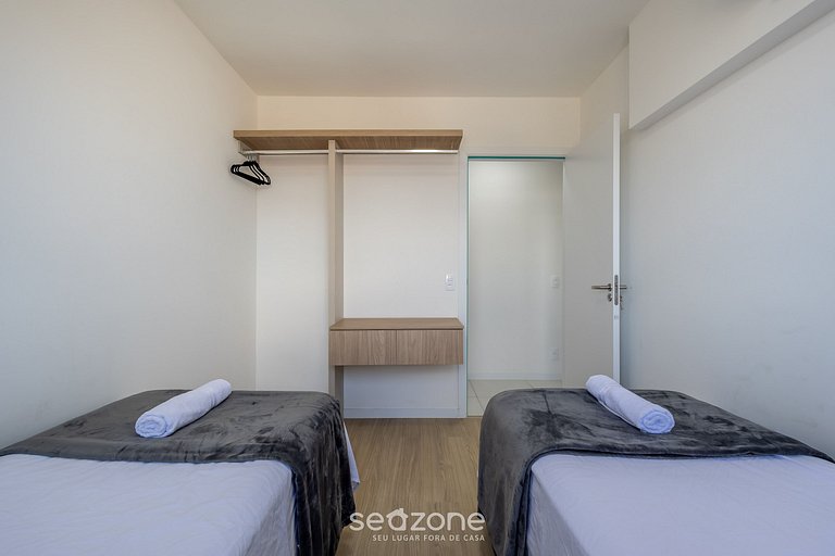 Apto c/ varanda gourmet a 400m da Praia - SKL0905