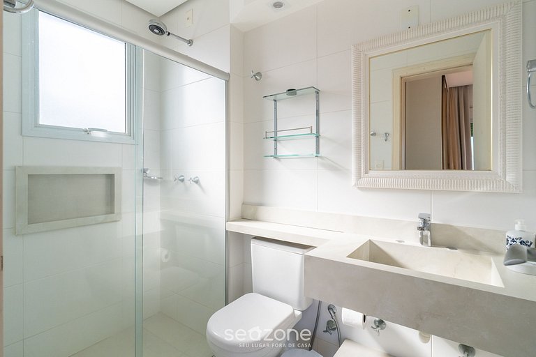 Apto c/ Vista Mar em Frente à Praia PGL0301