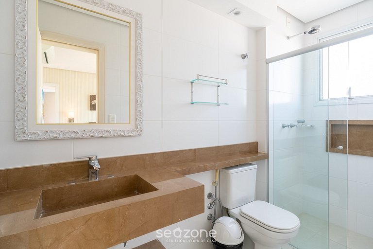 Apto c/ Vista Mar em Frente à Praia PGL0301