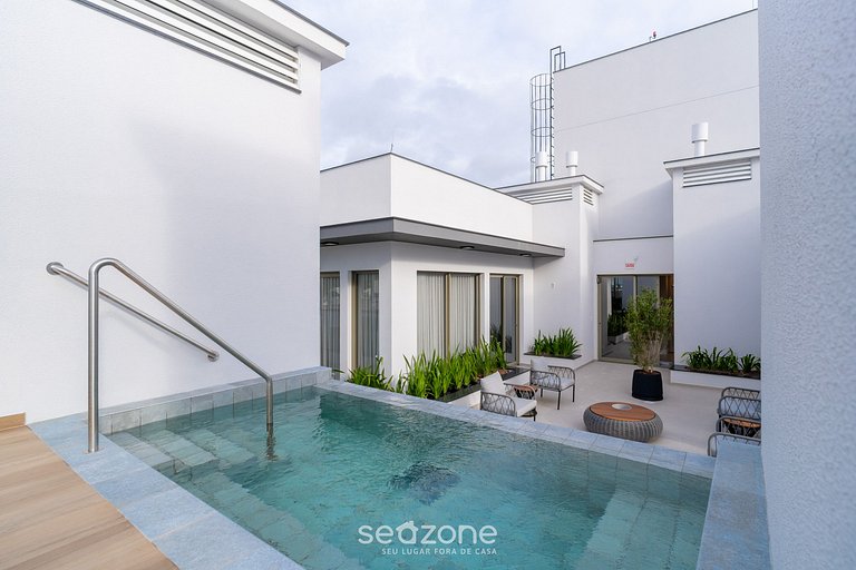 Apto 1 Quarto a 550m da Praia de Jurerê CEJ0304