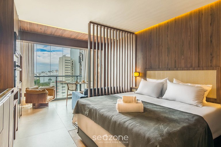 Estudio con vista lateral al mar LIV1310