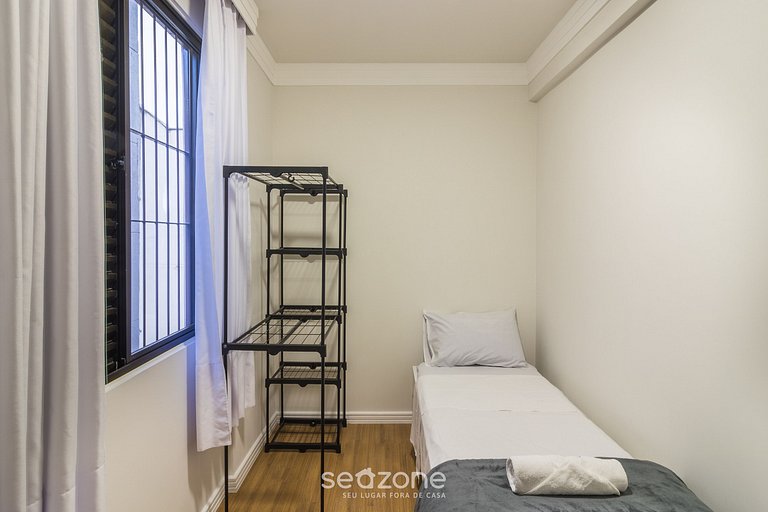 Apto com 3 quartos a 120m da praia central LHE0201