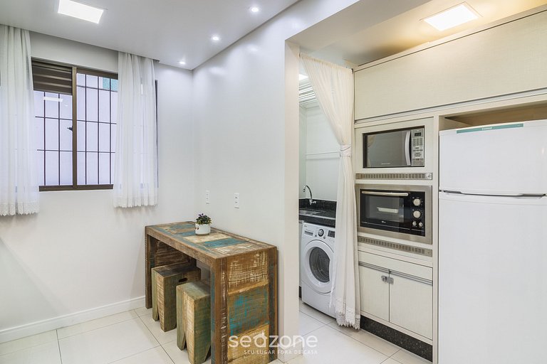 Apto com 3 quartos a 120m da praia central LHE0201