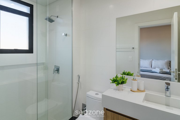 Depto con parrillero a 100 m de la playa EVR1403