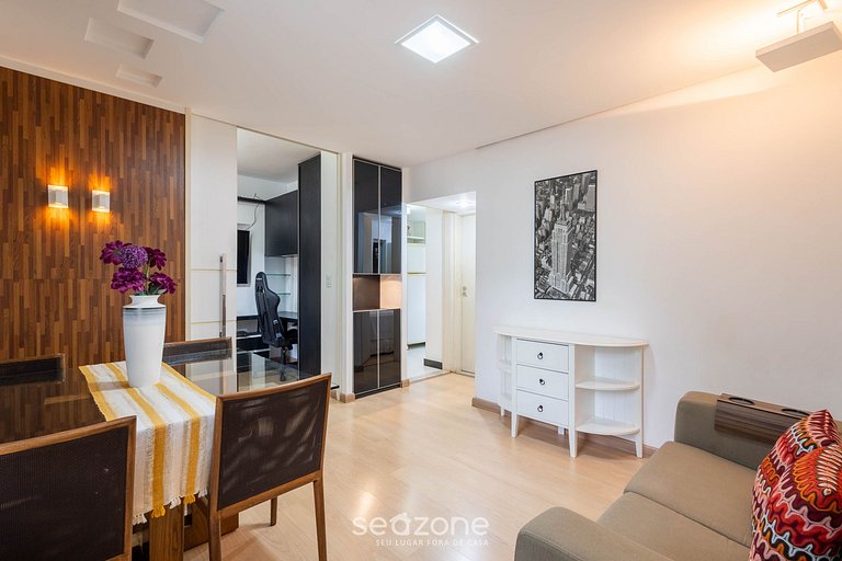 Apartamento moderno com auto check-in SQS0108