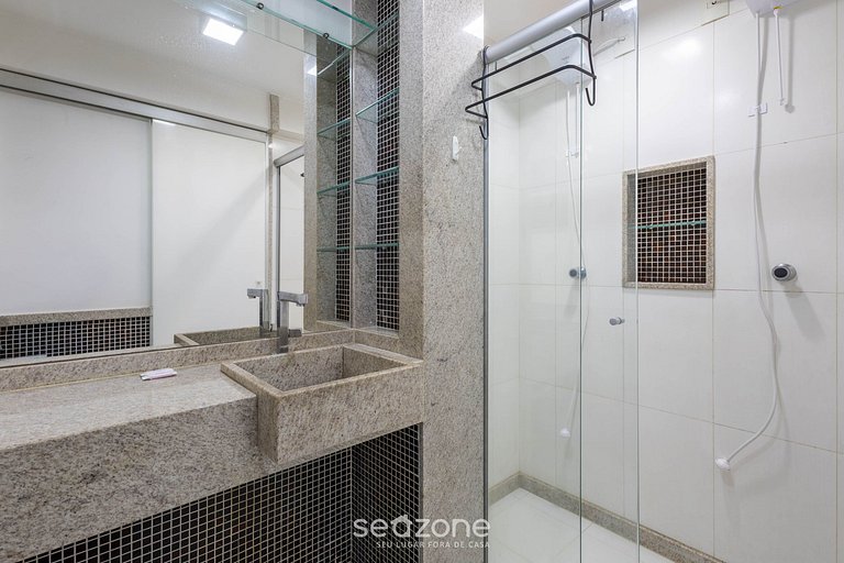 Apartamento moderno com auto check-in SQS0108