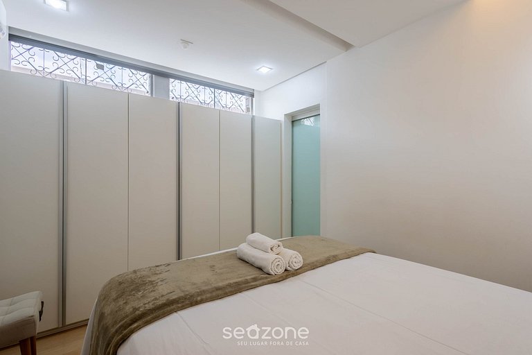 Apartamento moderno com auto check-in SQS0108