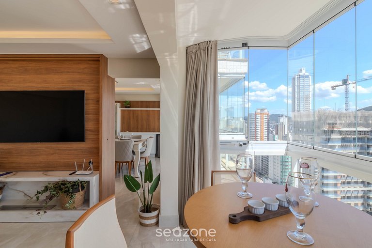 Apto Vista Mar Lateral em Frente à Praia IPTR0241