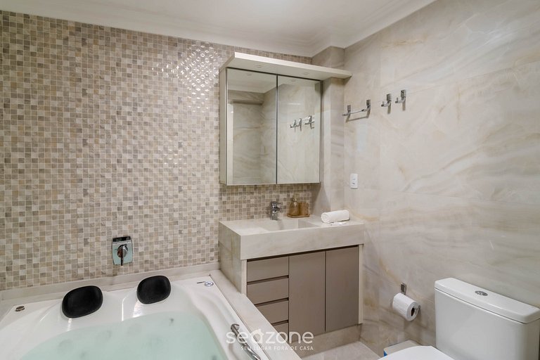 Apto vista lateral al mar frente a playa IPTR0241