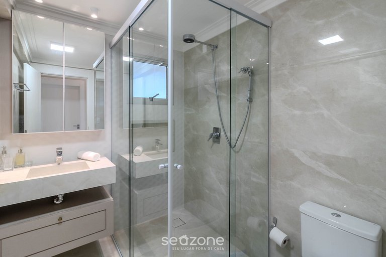 Apto vista lateral al mar frente a playa IPTR0241