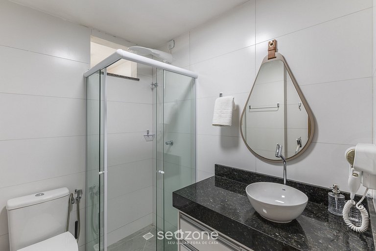 Apto c/ vista al mar en edf. c/ piscina MMD0605